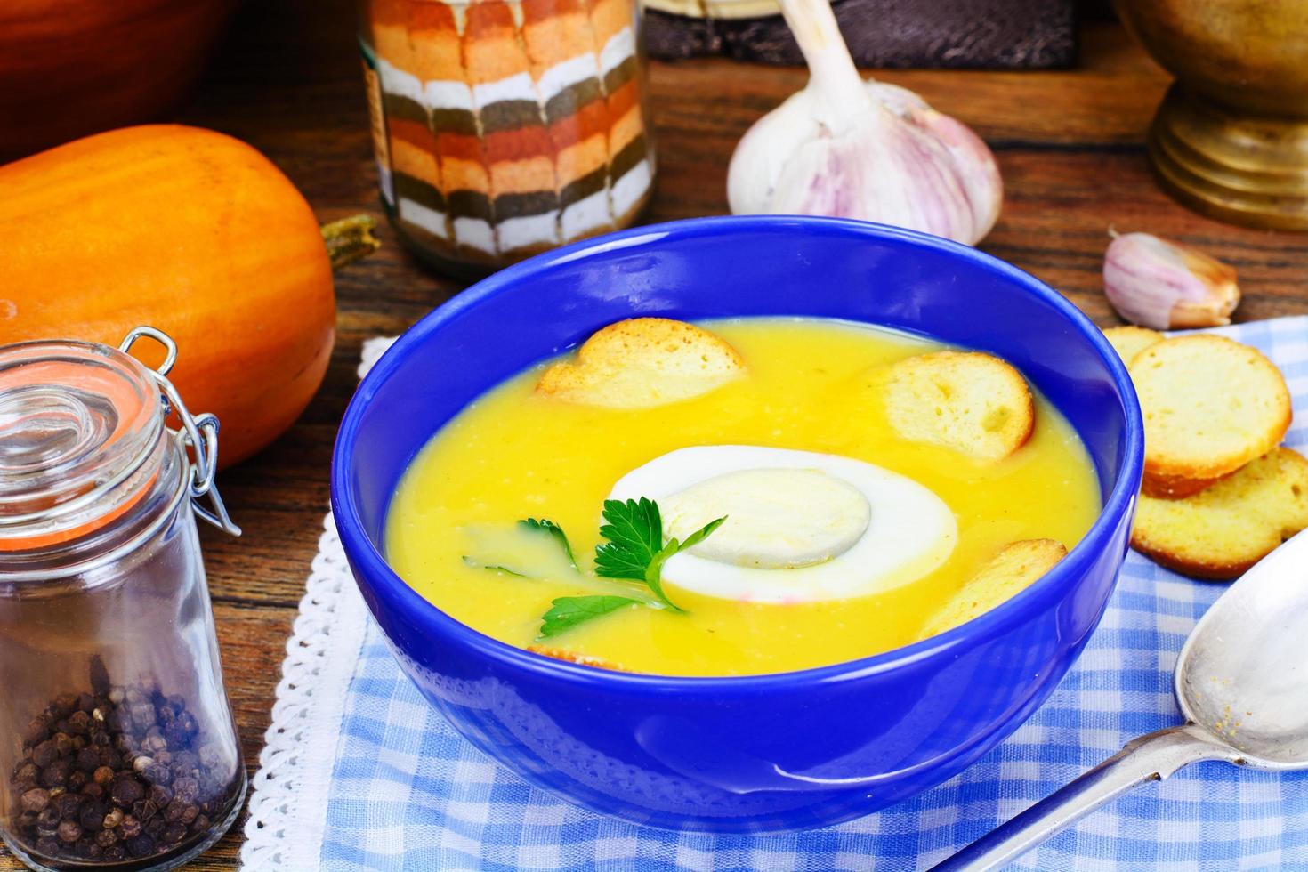 zanahoria, calabaza crema sopa comida dietética foto