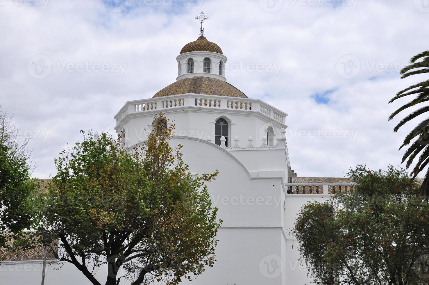 Cathedral in Latacunga photo