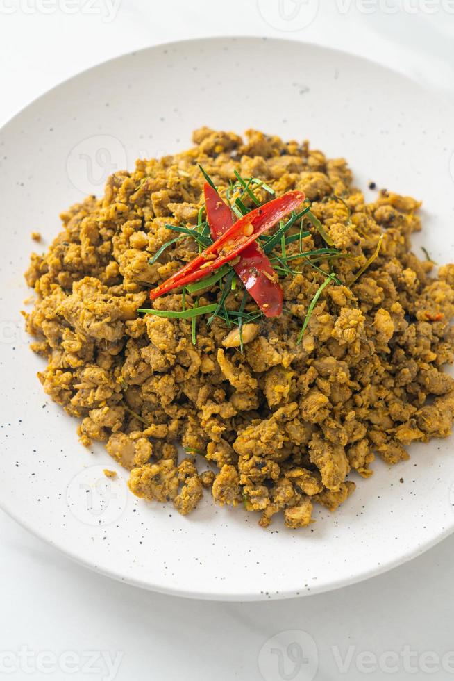 Stir Fried Pork with Yellow Curry Paste photo