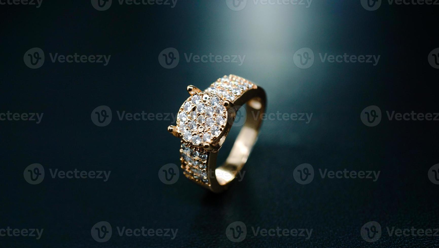 luxury women's ring photo