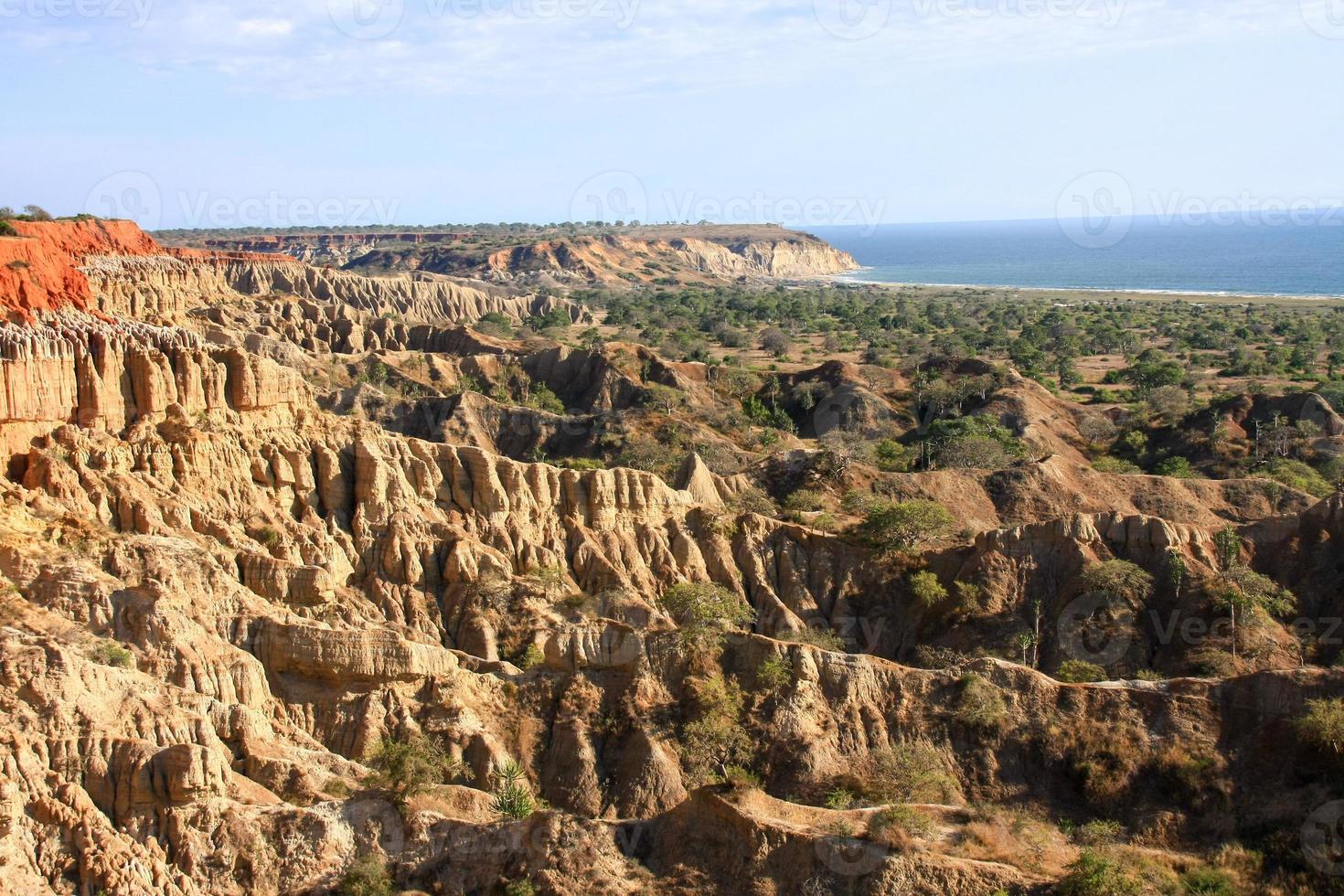 la hermosa vista y el espectacular paisaje de miradoura da lua mirador de la luna en las afueras de la ciudad de luanda, angola. foto