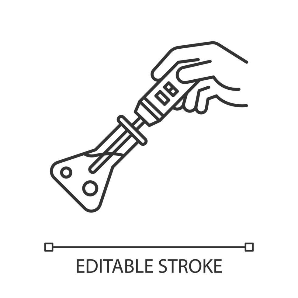 Testing reactives in lab flask linear icon. . Organic chemistry. Laboratory work. Interaction with chemicals. Thin line illustration. Contour symbol. Vector isolated outline drawing. Editable stroke