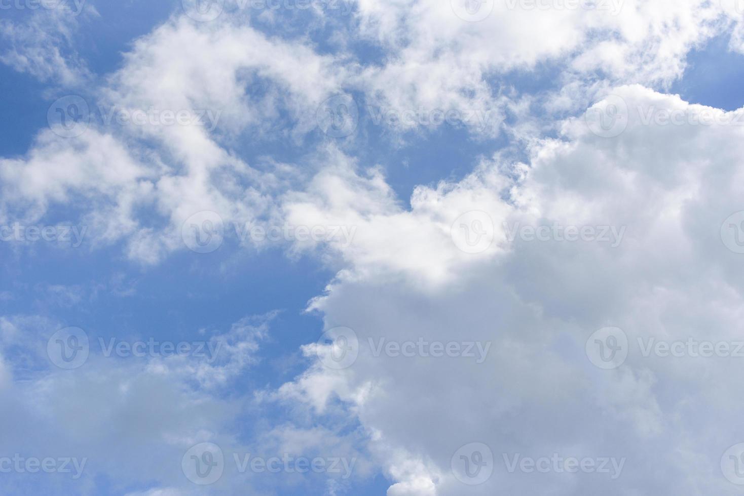 fondo de cielo azul, naturaleza cielo azul nubes hermosas foto