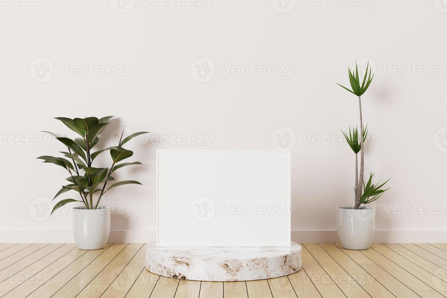 Maqueta de marco de fotos horizontal blanco en un podio de mármol en una habitación vacía con plantas en un piso de madera