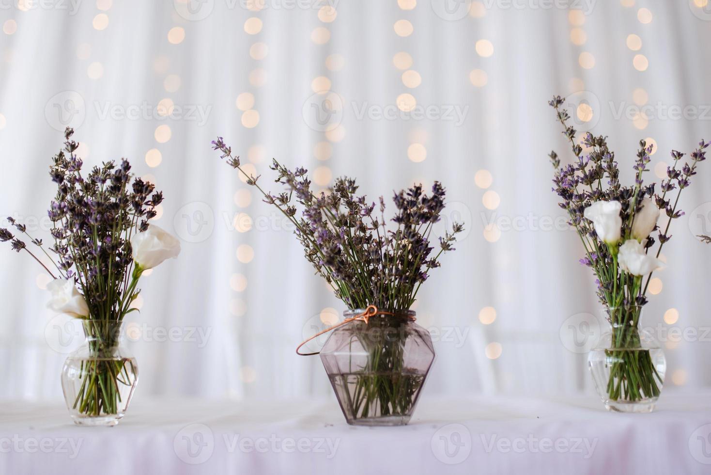 elegant wedding plate decorations made of natural flowers photo