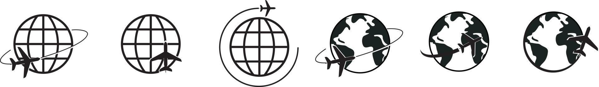 vector de icono de avión de globo. avión vuela alrededor de la tierra. símbolo internacional de signo de mosca mundial. logotipo aislado sobre fondo blanco. avión jet mapa concepto logístico de carga de pasajeros global