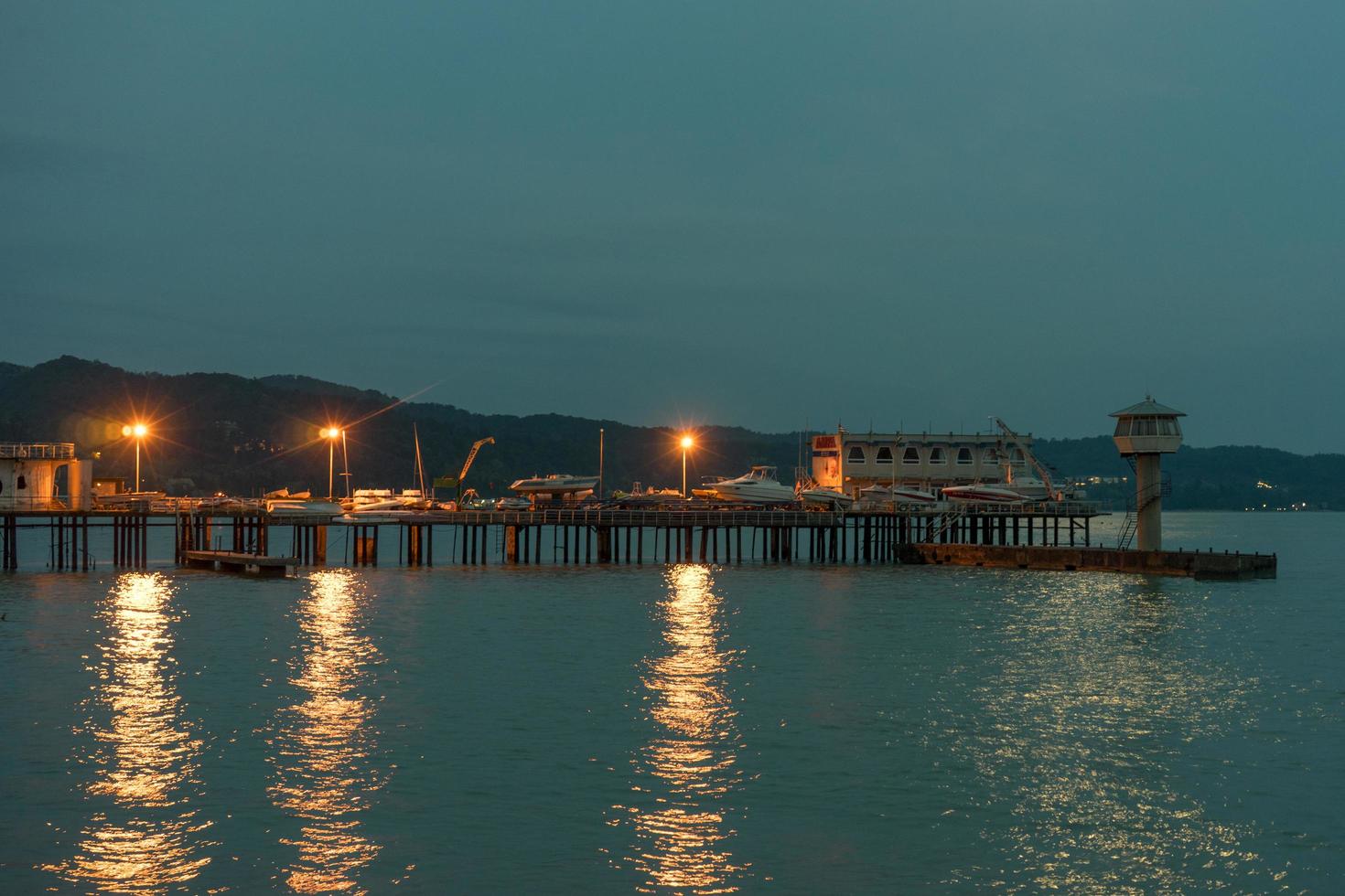 Marine landscape with views of the pier. photo