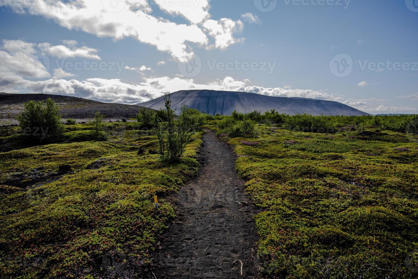 2021 08 13 sendero y volcán myvatn foto