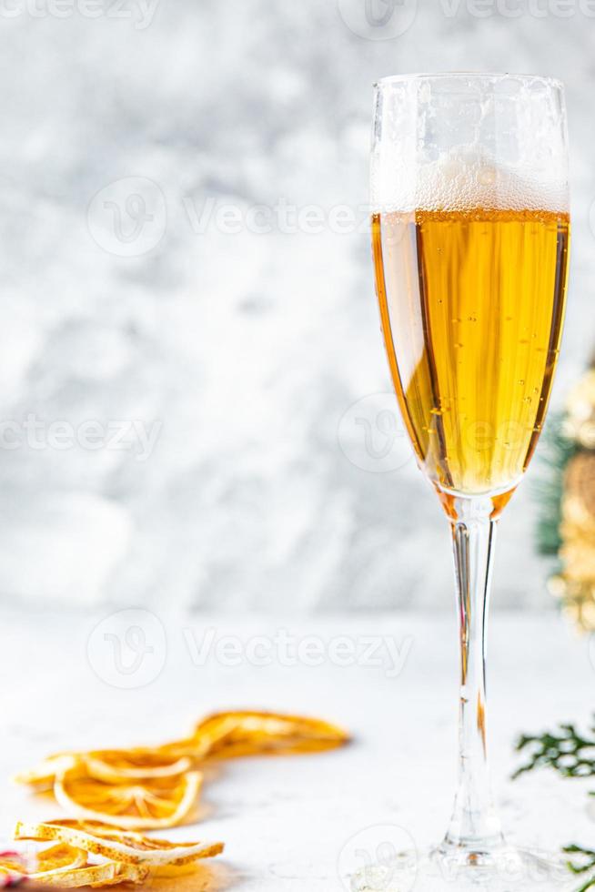 copa de champán vino espumoso fiesta navideña cóctel vino caliente foto