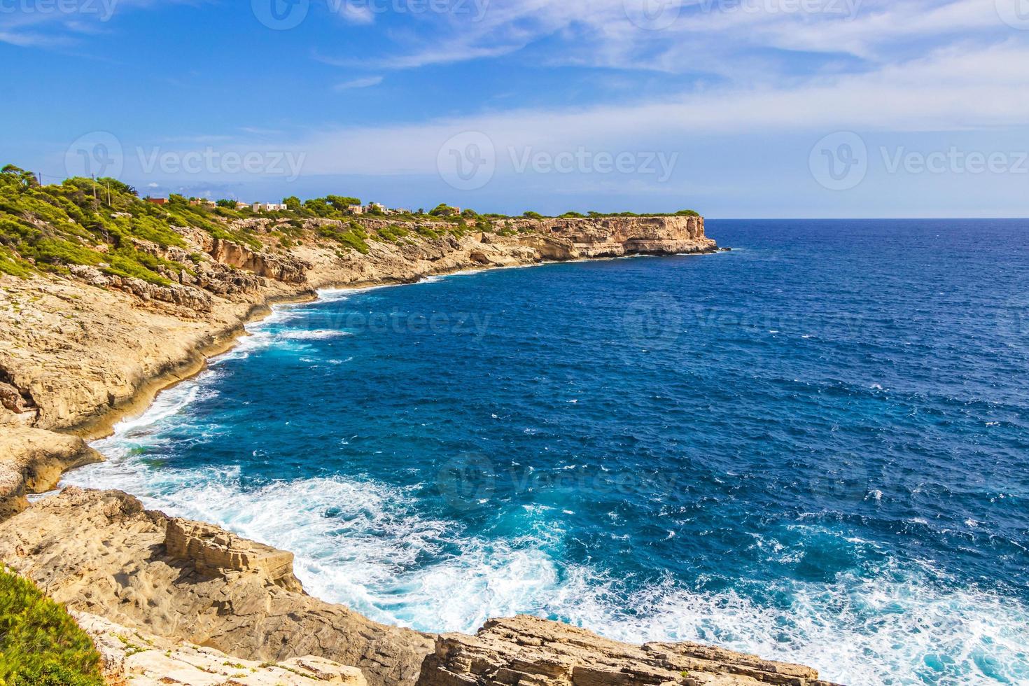 acantilados bahía paisaje panorama parc natural de mondrago mallorca españa. foto