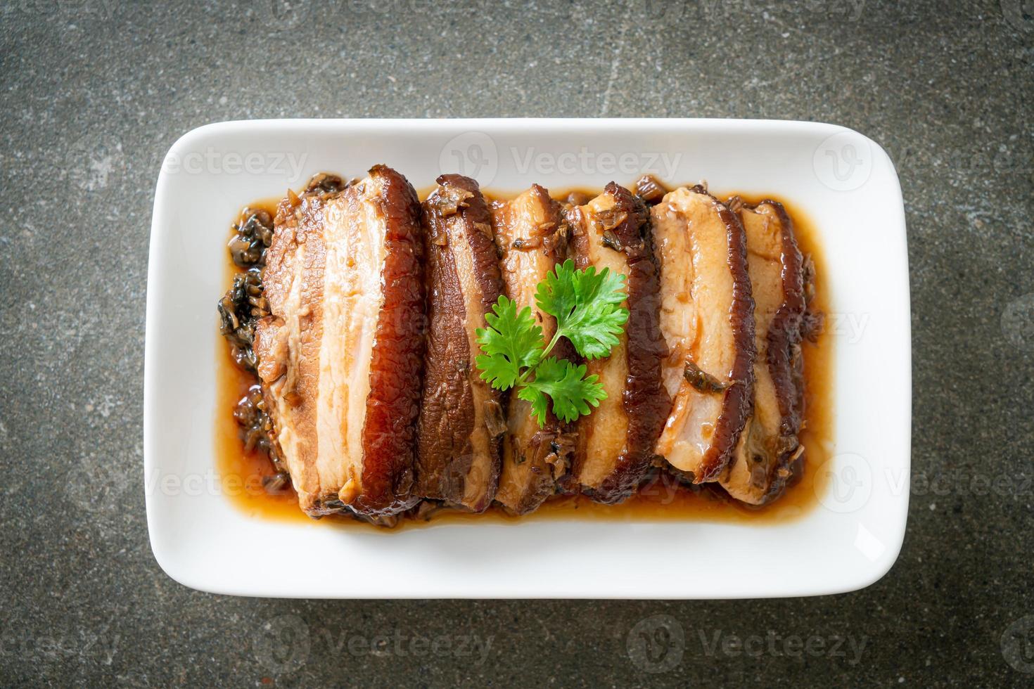 Steam Belly Pork With Swatow Mustard Cubbage Recipes or Mei Cai Kou Rou photo