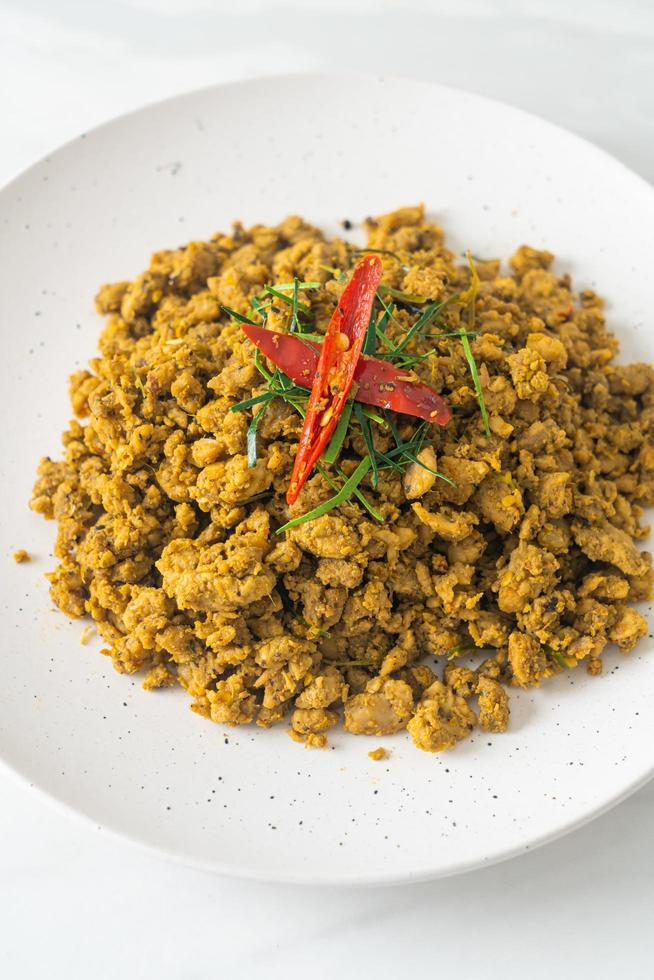 Stir Fried Pork with Yellow Curry Paste photo