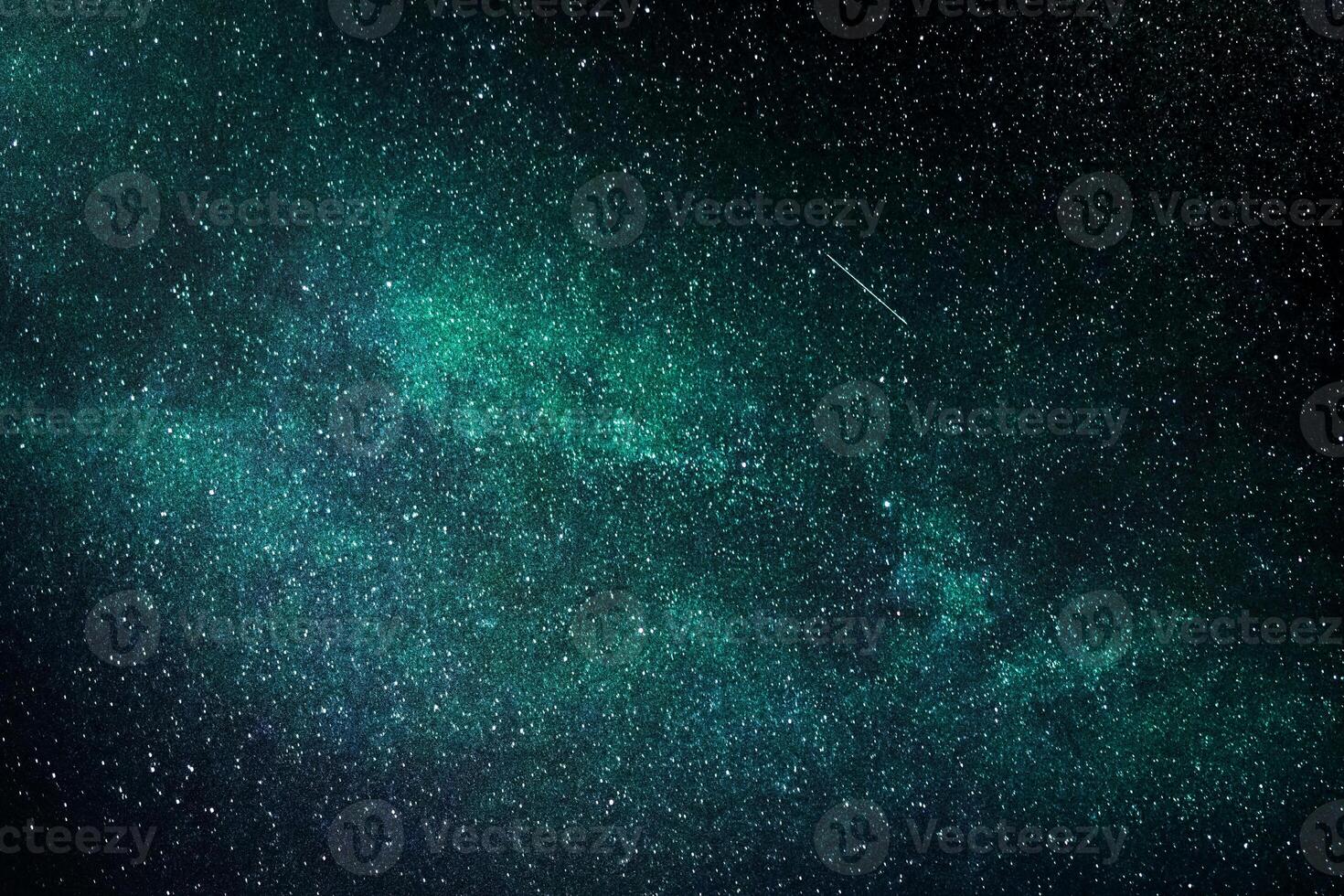 espacio azul oscuro cielo galaxia y estrellas hermoso universo. Fondo espacial con galaxia en negro. foto