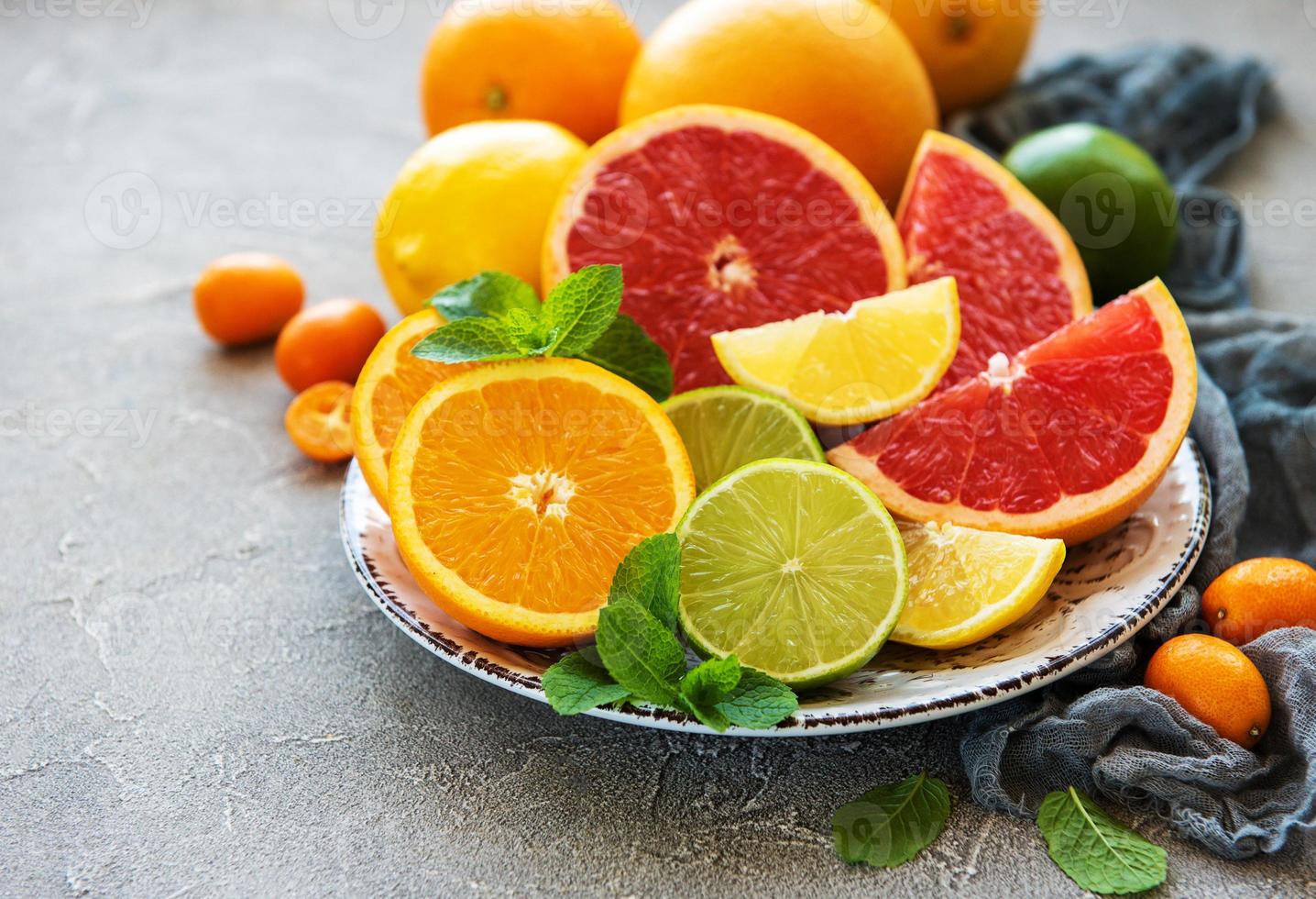 citrus fresh fruits photo