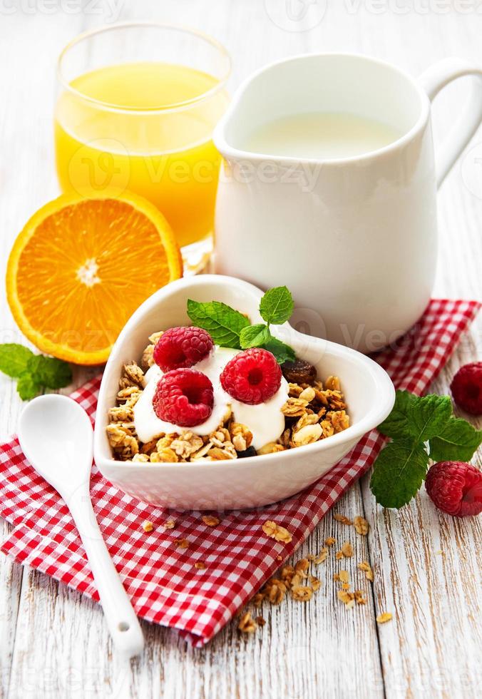 desayuno saludable en una mesa foto