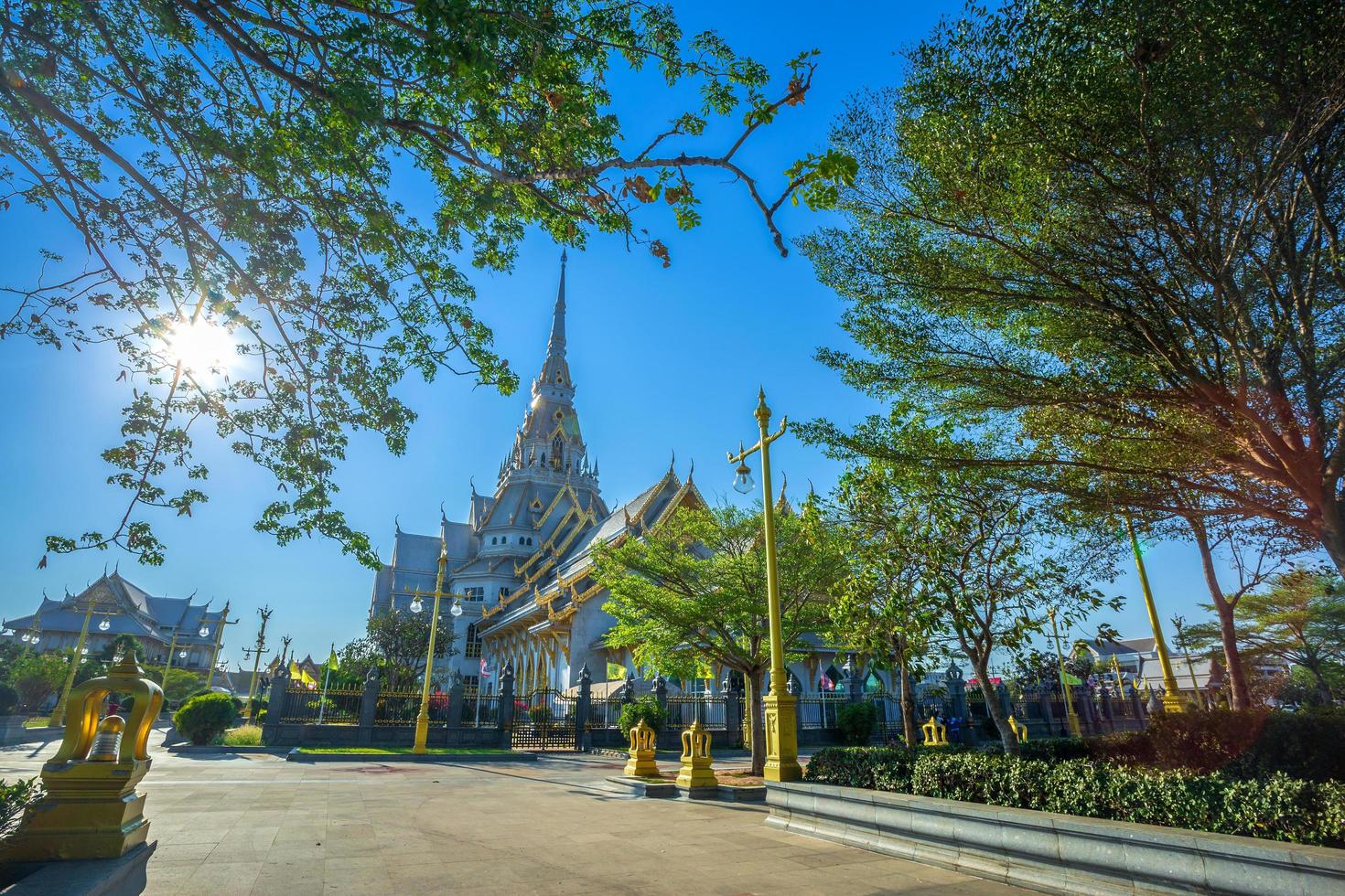 Wat Sothonwararam is a Buddhist temple in the historic centre and is a Buddhist temple is a major tourist attraction in Chachoengsao Province, Thailand. photo