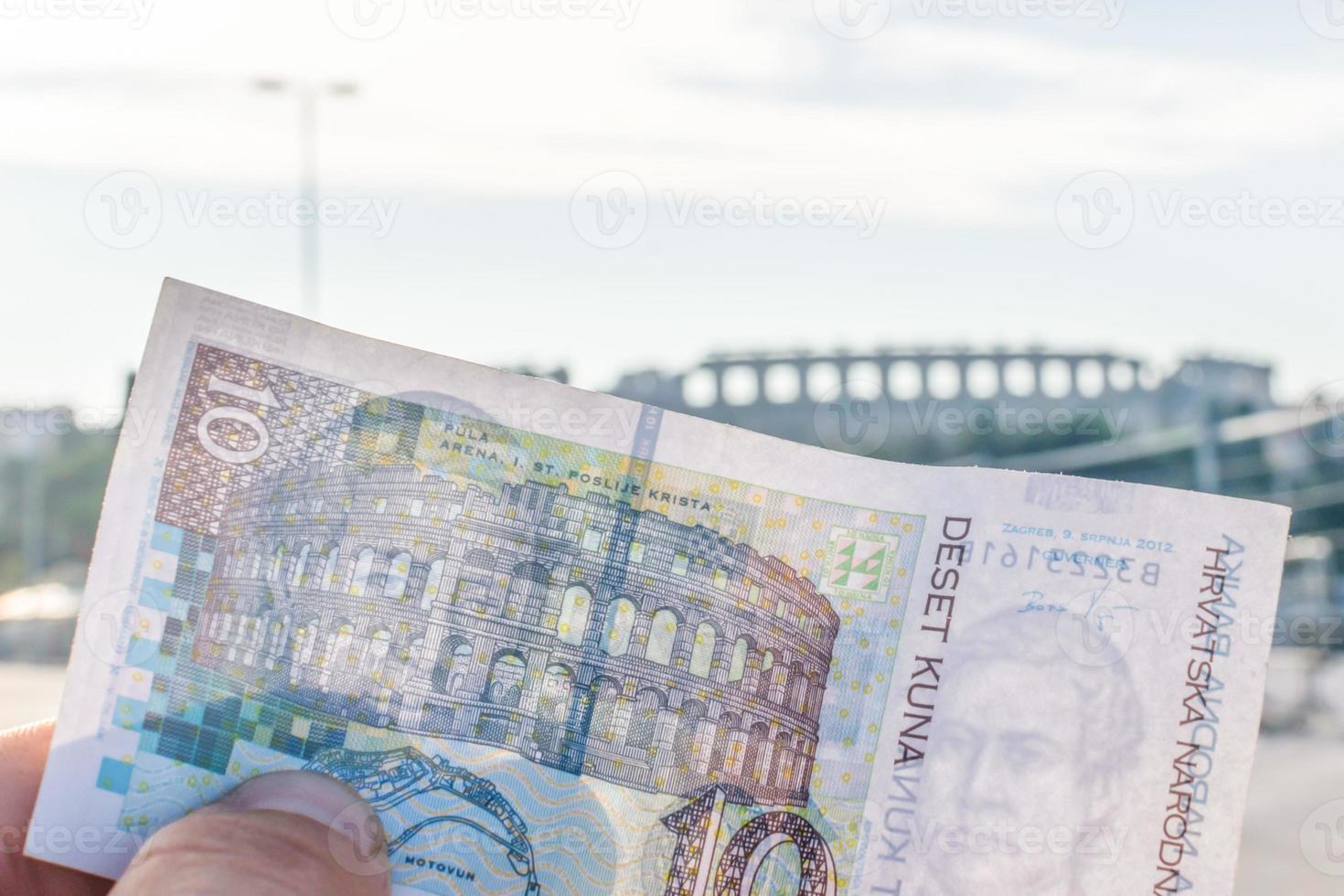 croatian money note in hand photo