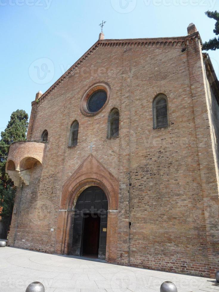 Iglesia de San Esteban en Bolonia foto