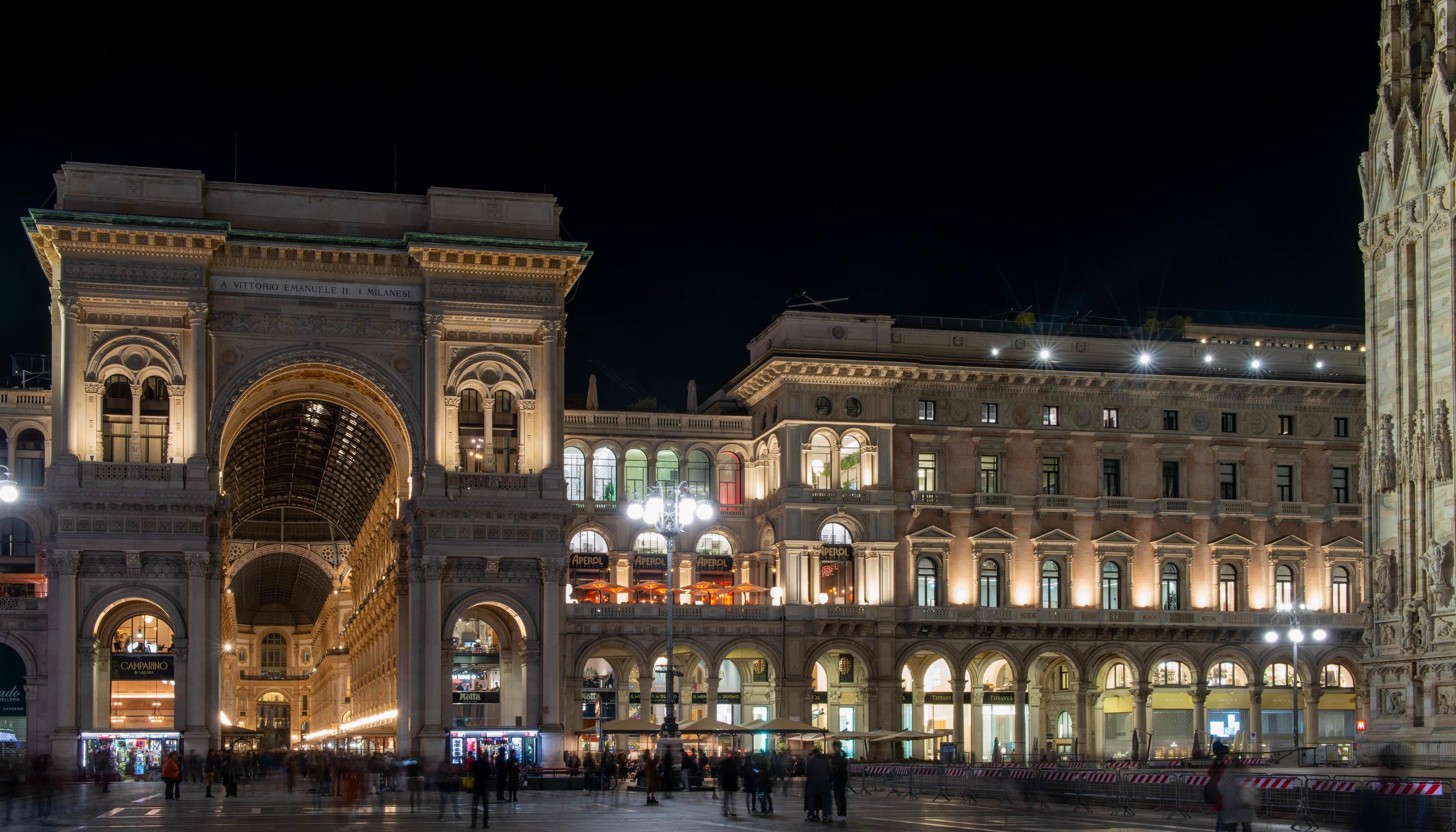 Arch at the entrance to the Galleria Vittorio Emanuele II at night