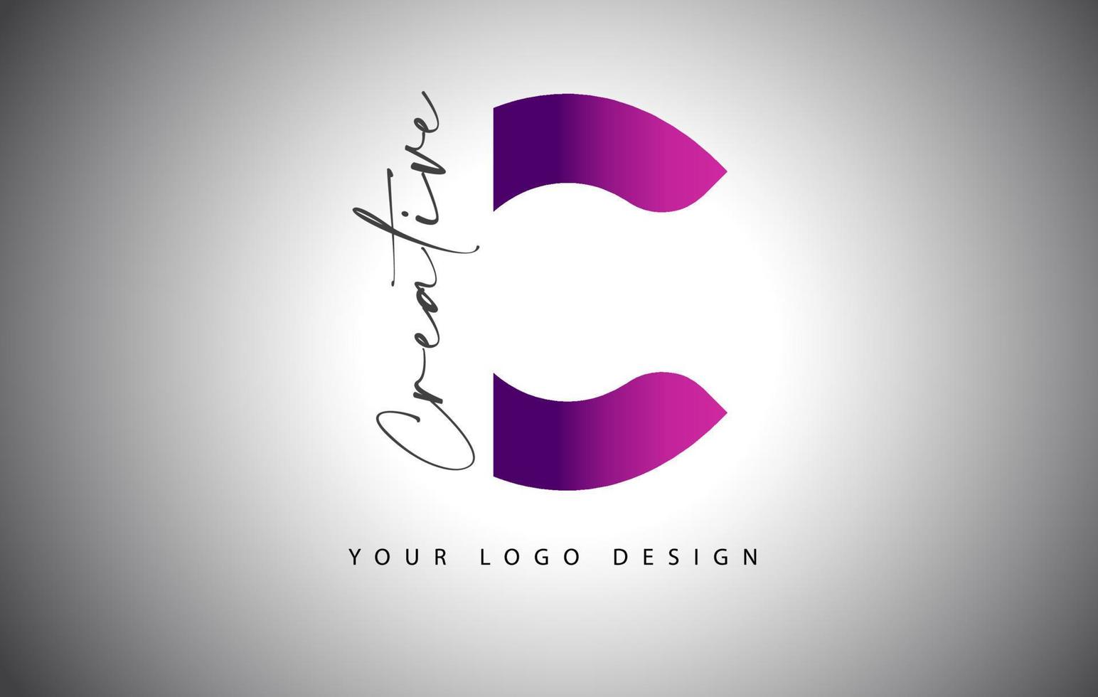 Logotipo de la letra c creativa con degradado púrpura y corte de letra creativa. vector