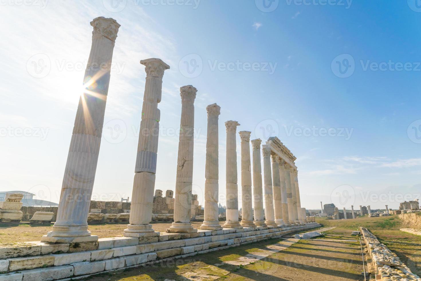 sitio de laodicea culumns foto