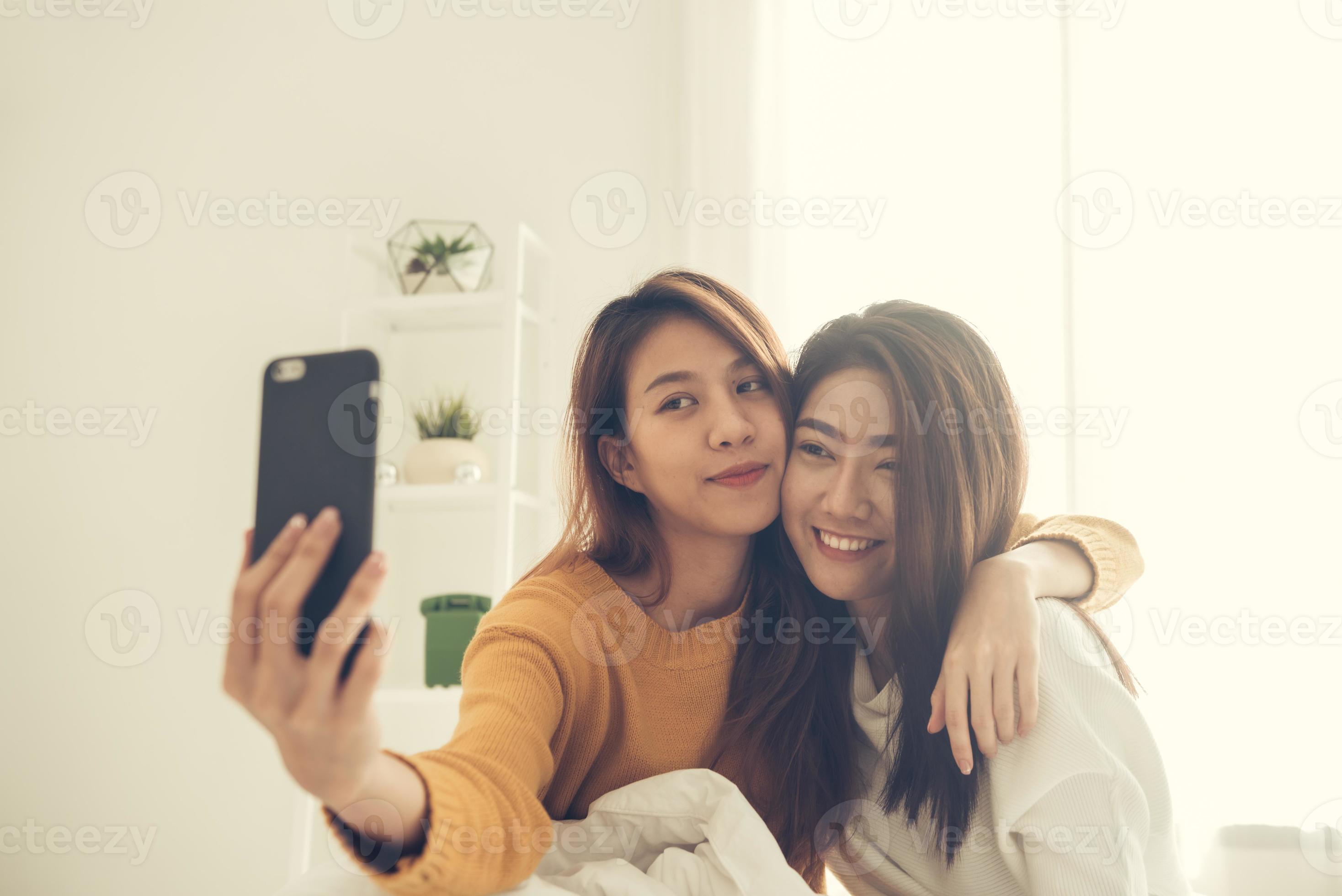 Lesbian Selfie Pics