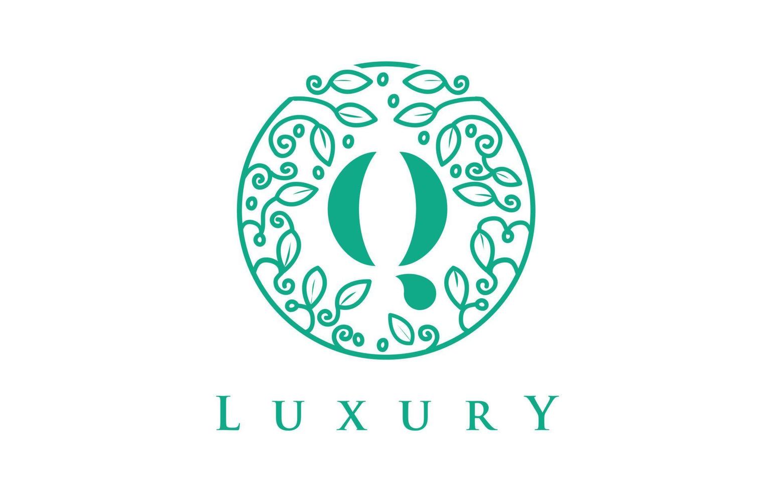 Q Letter Logo Luxury.Beauty Cosmetics Logo vector