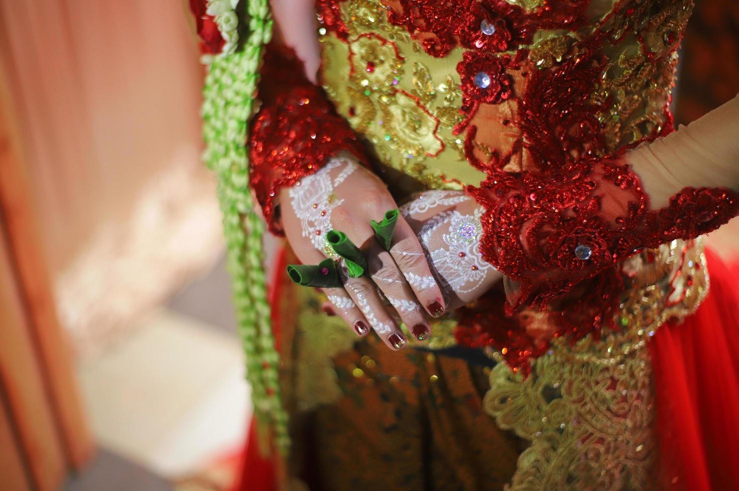 Javanese wedding dress, wedding ceremony photo