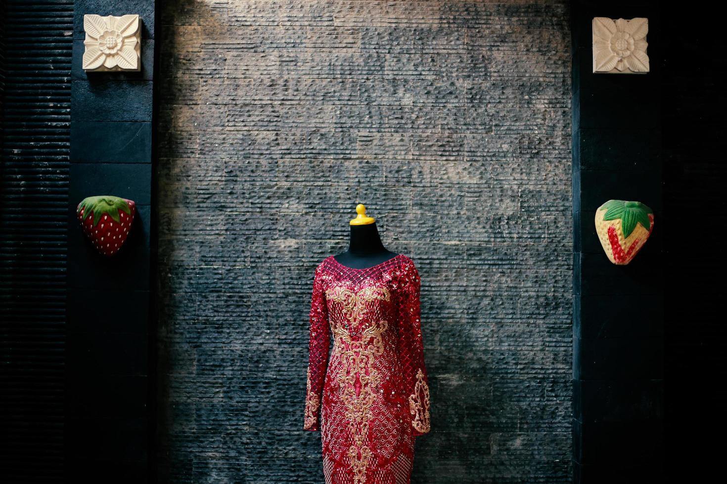 Javanese wedding dress, wedding ceremony photo