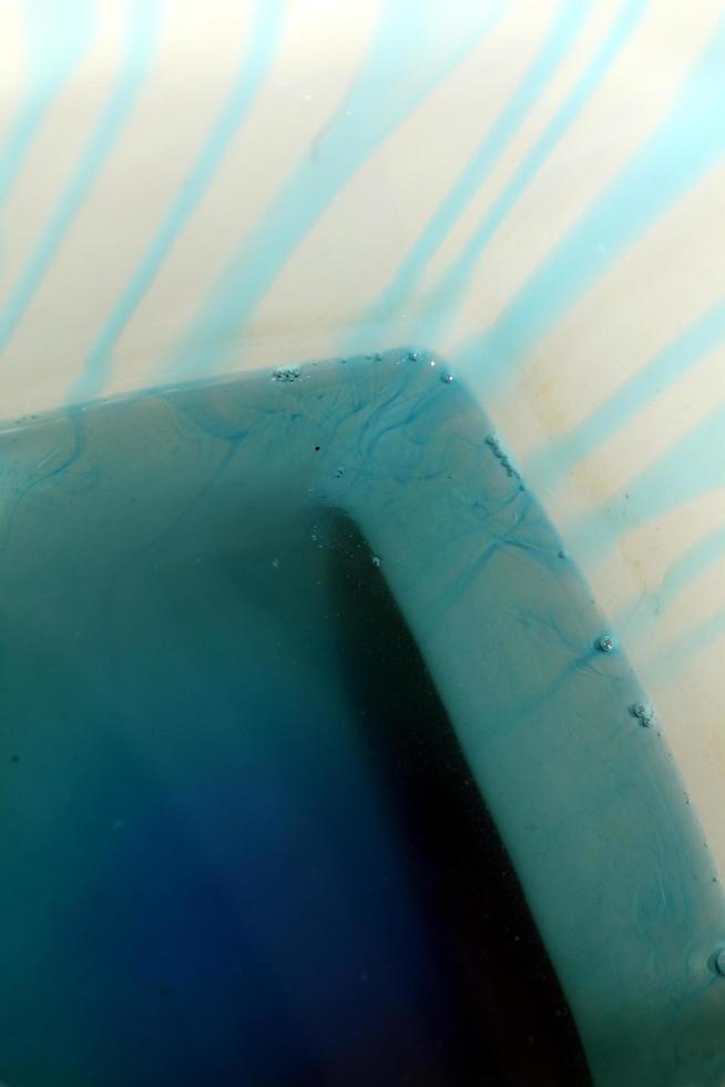 Lavado de inodoro azul líquido limpio de cerca de fondo impresiones de gran tamaño de alta calidad foto