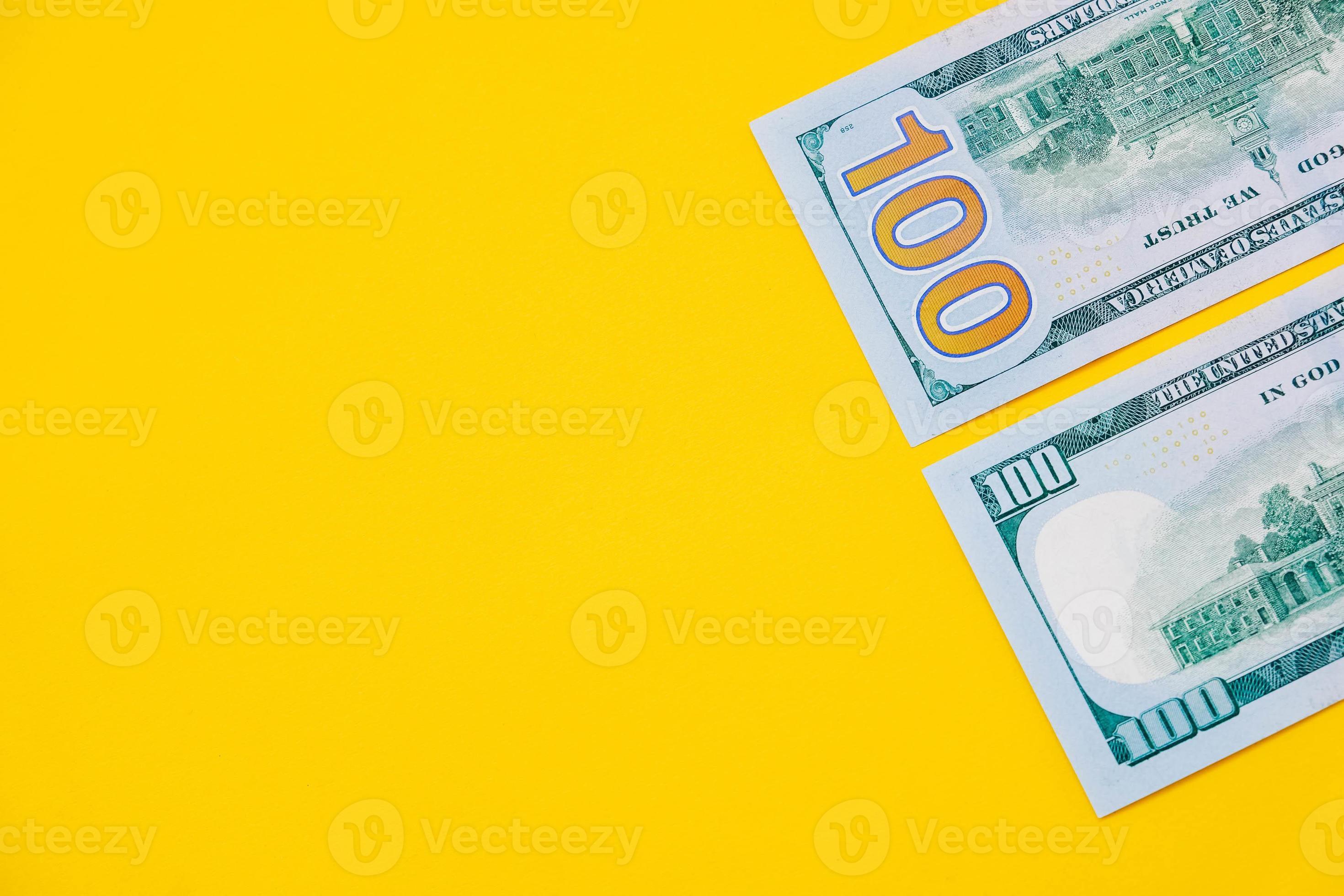 I Need Two Hundred Dollars Now Two hundred dollars on a yellow background 4953301 Stock Photo at Vecteezy