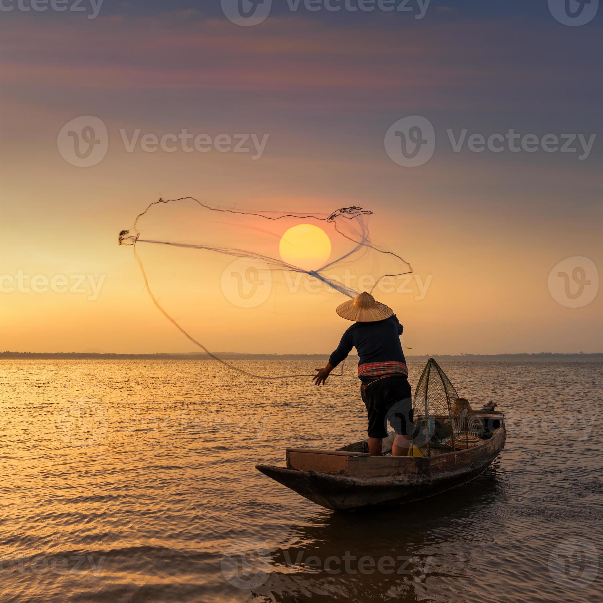 https://static.vecteezy.com/system/resources/previews/004/954/043/large_2x/asian-fisherman-on-wooden-boat-throwing-a-net-for-catching-freshwater-fish-in-nature-river-in-the-early-during-sunrise-time-photo.jpg