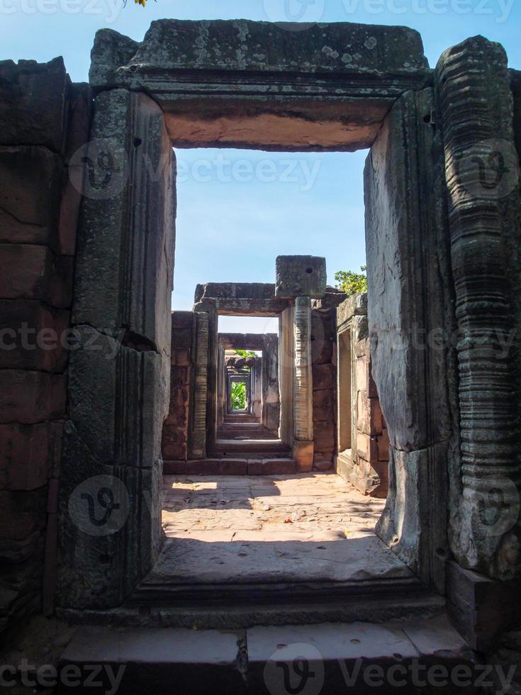 Phimai Historical ParkPhimai built according to the traditional art of Khmer. Phimai Prasat Hin probably started to build during the reign of King Suryavarman 1 the16th century Buddhist tempes. photo
