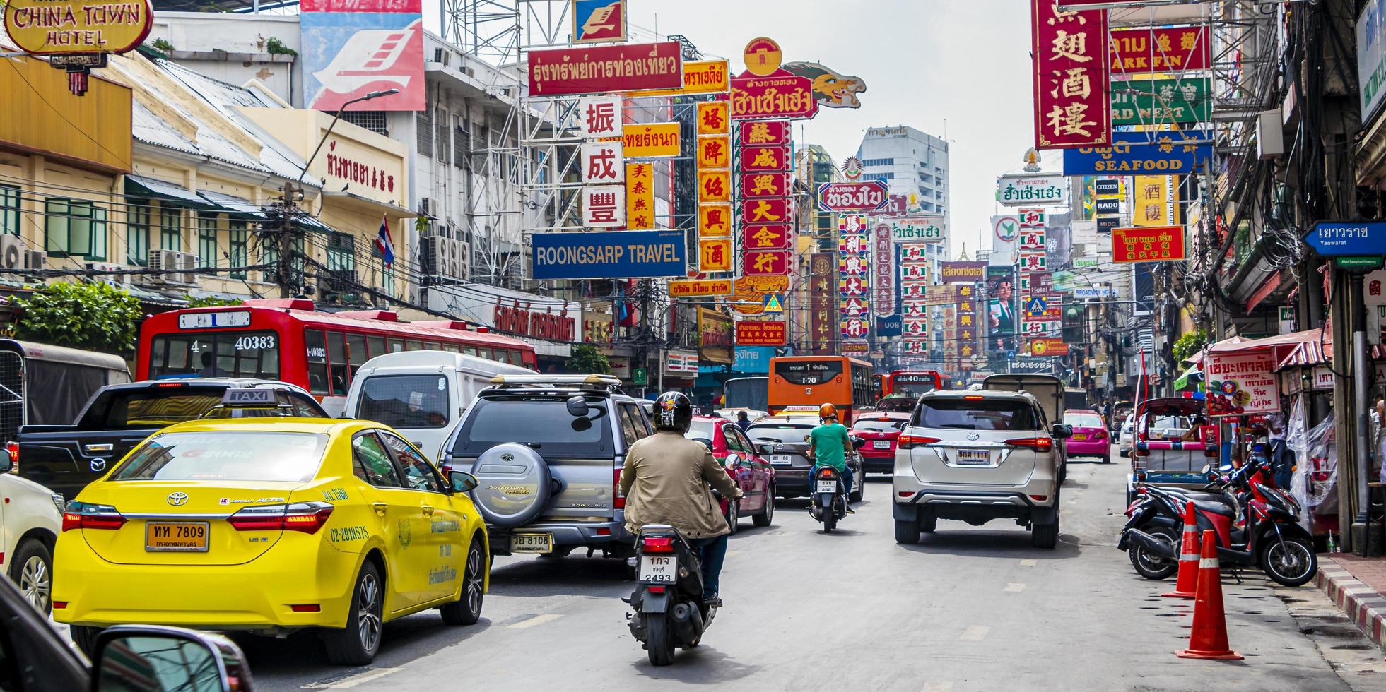 Bangkok, Tailandia 22 de mayo de 2018 tráfico pesado en la ciudad de China en la carretera yaowarat Bangkok, Tailandia. foto