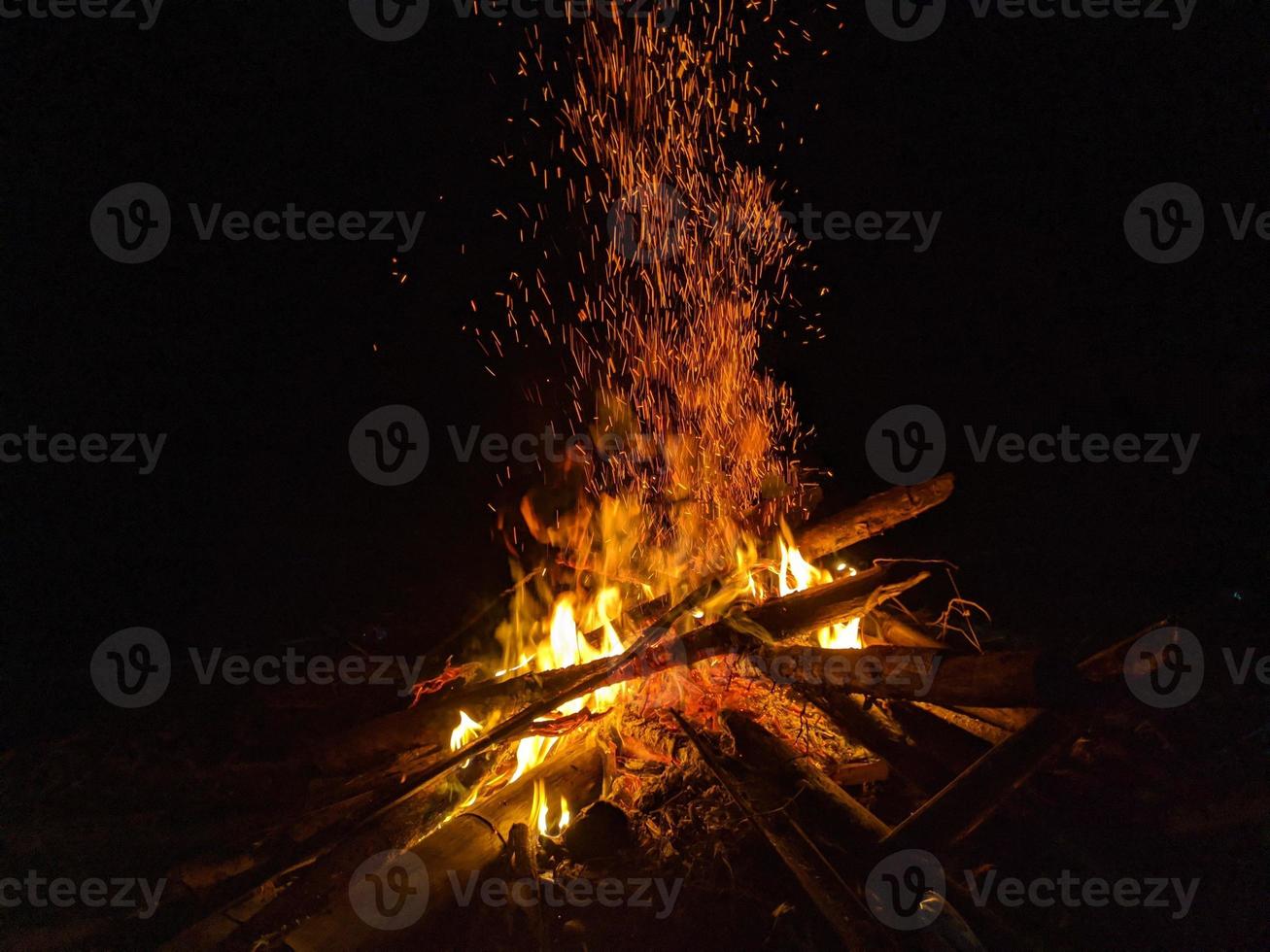 cool photo of bonfire at night