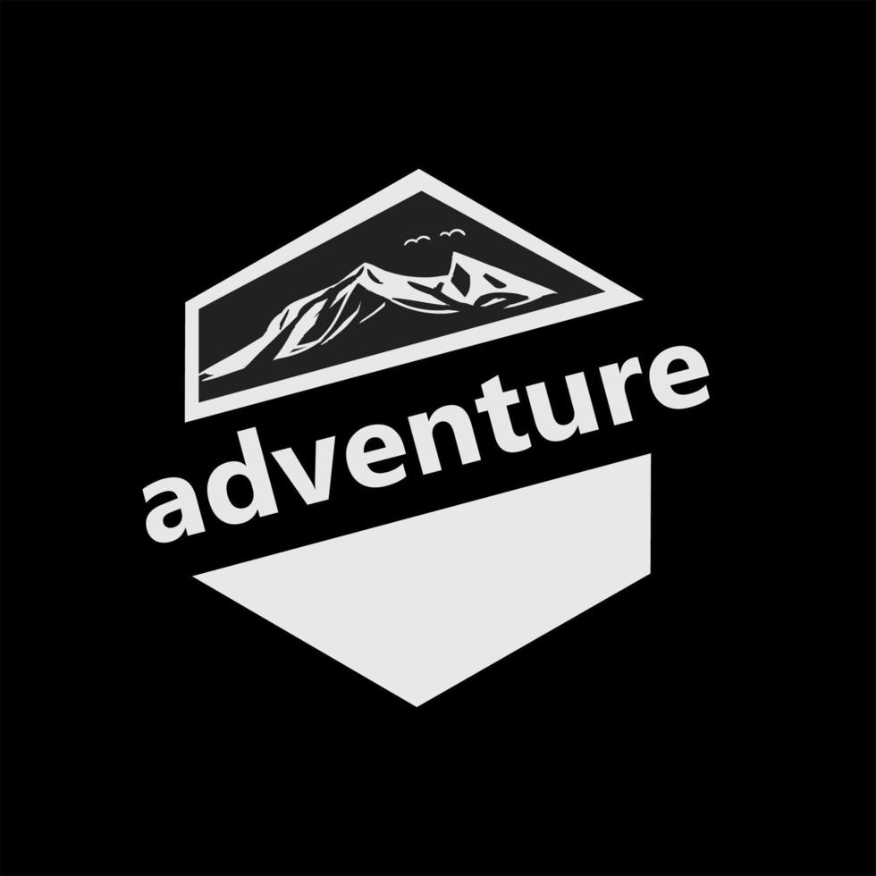 vector logo de aventura. experiencia de sobrevivir al aire libre, en la montaña y en la naturaleza