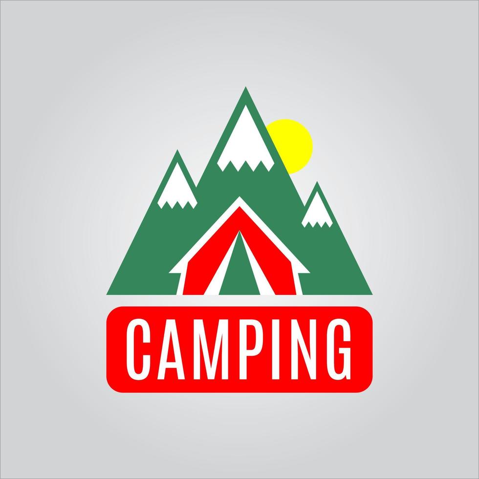 logotipo de camping y aventura en el bosque de montaña vector