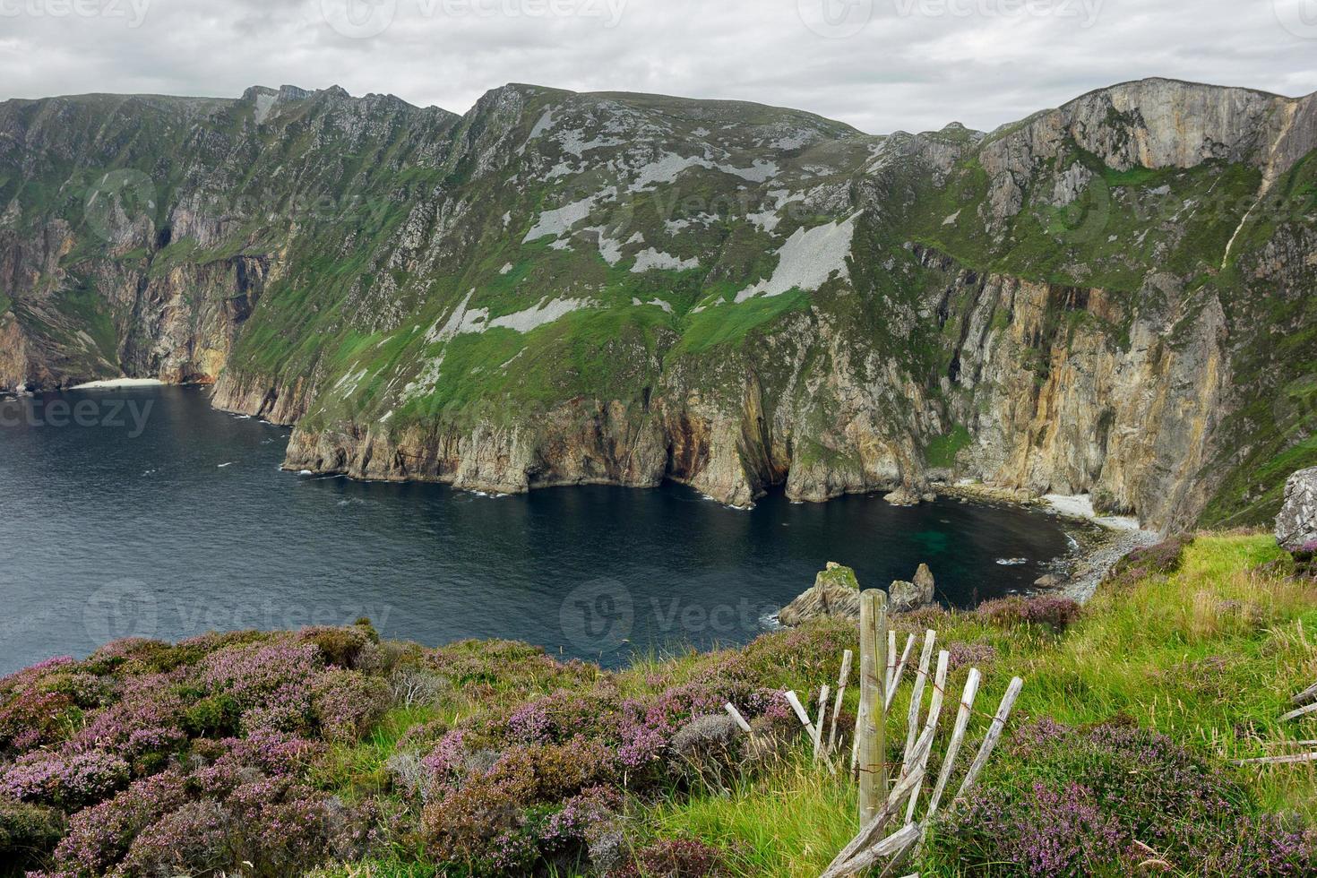 Slieve League en el condado de Donegal, Irlanda, es uno de los acantilados más altos de Europa. foto