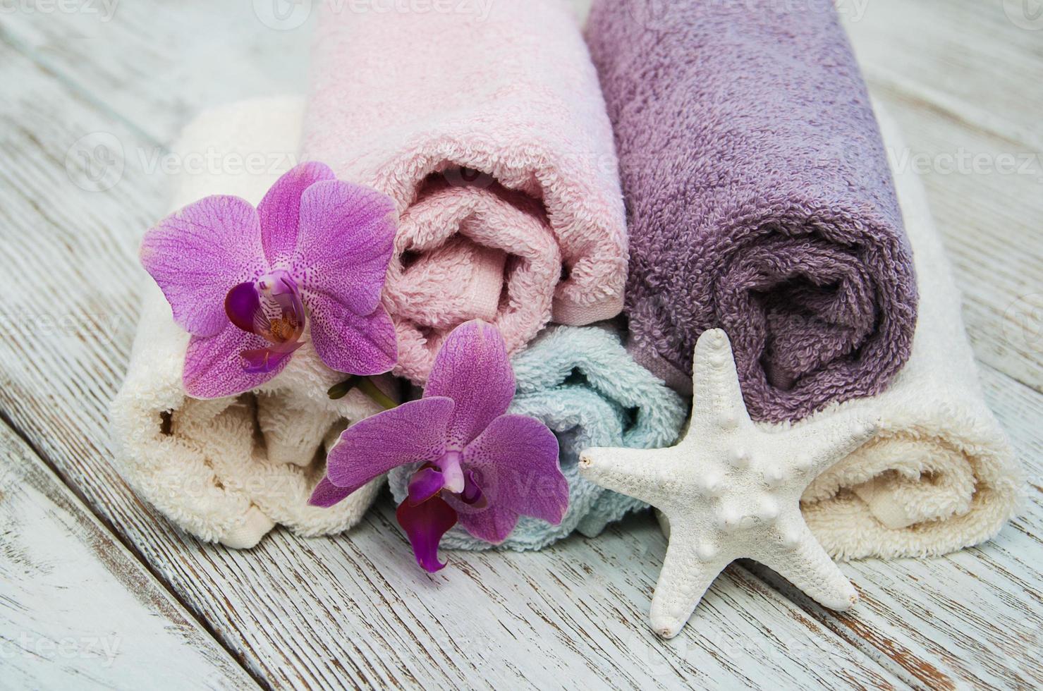 Spa towels and  starfis photo
