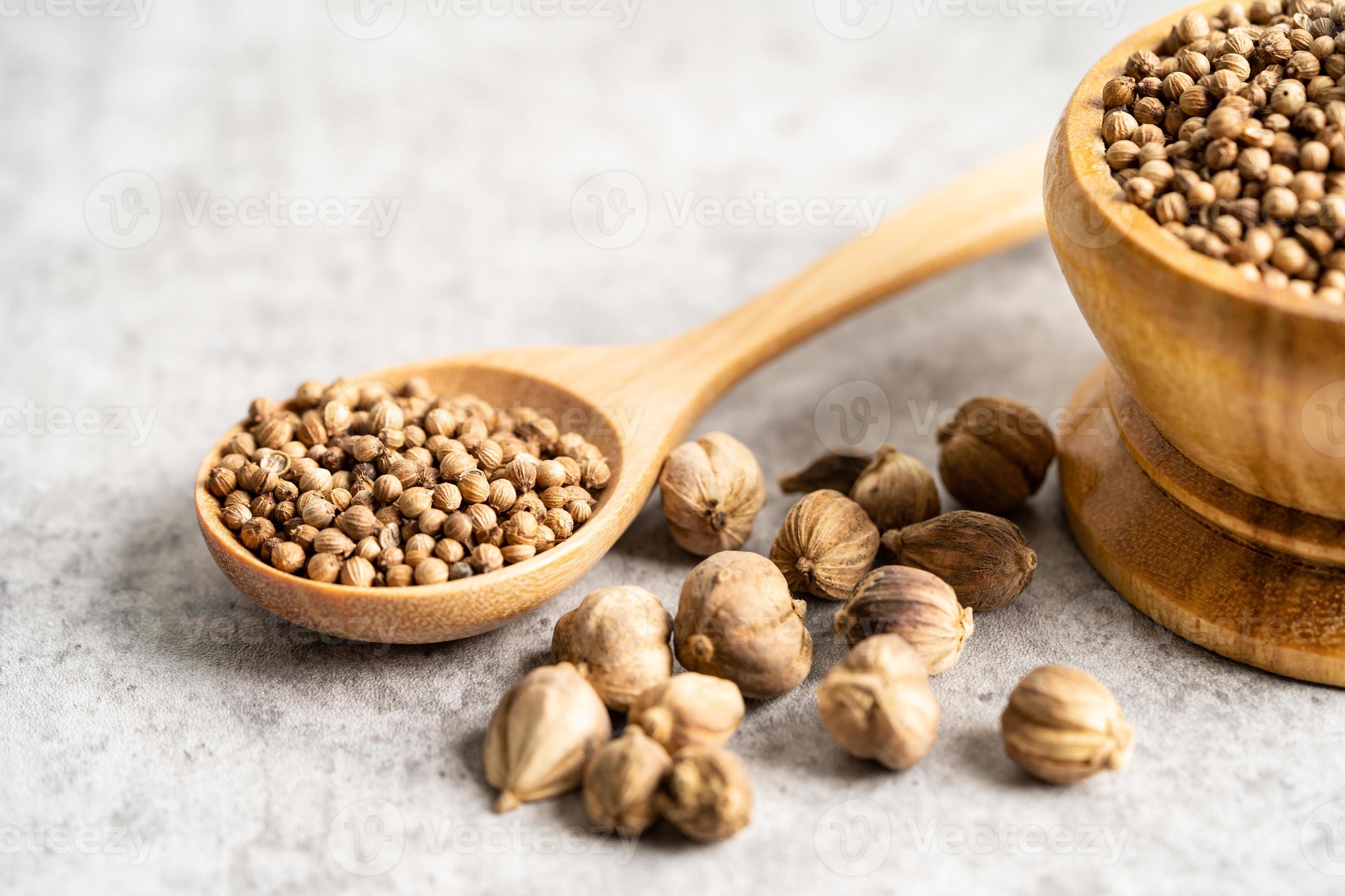 cilantro y siam cardamomo amomum krervanh pierre, asia hierba de