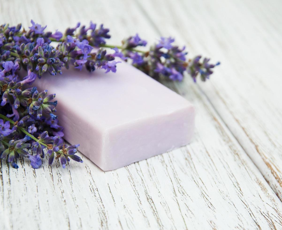 lavanda con jabón foto