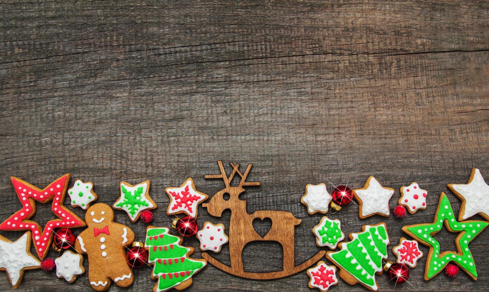 galletas navideñas de jengibre y miel de colores foto