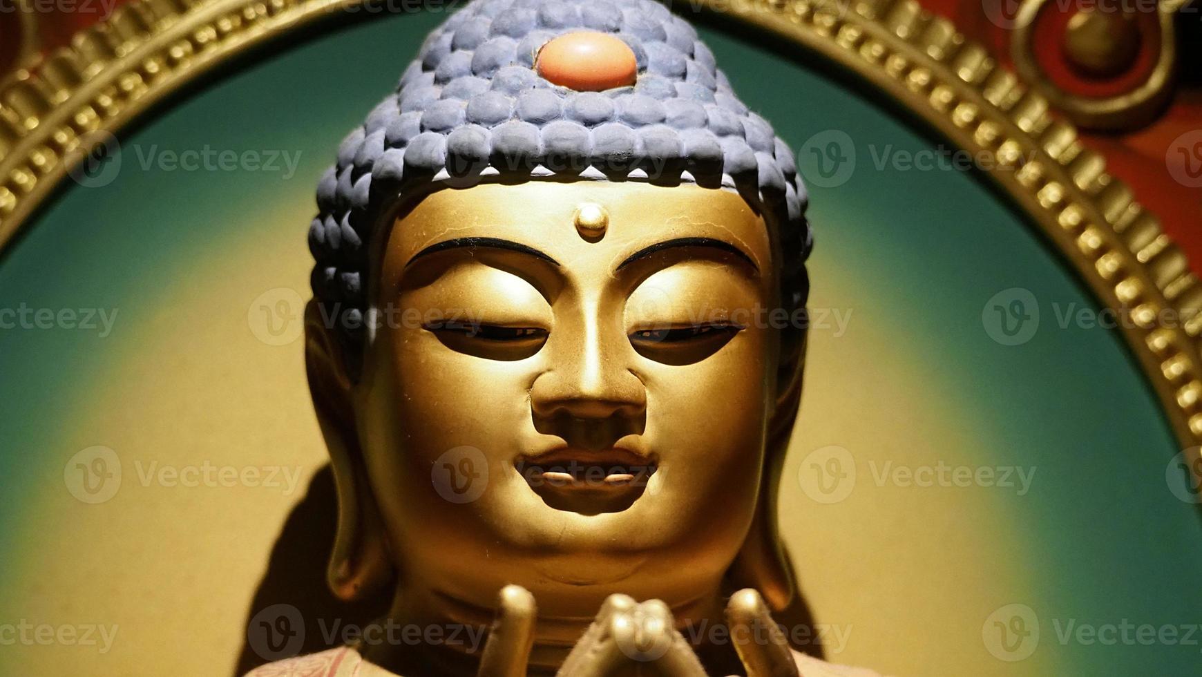 Buddha statue. Buddhist sculpture. images of chinese buddha photo