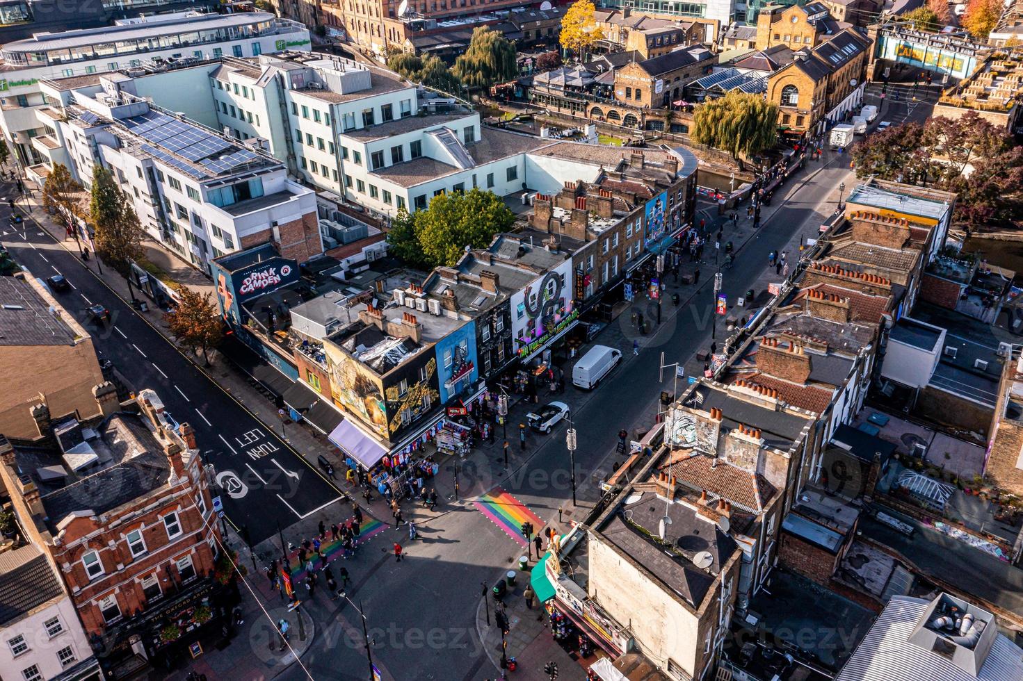 vista aérea del mercado camden lock en londres, reino unido. foto