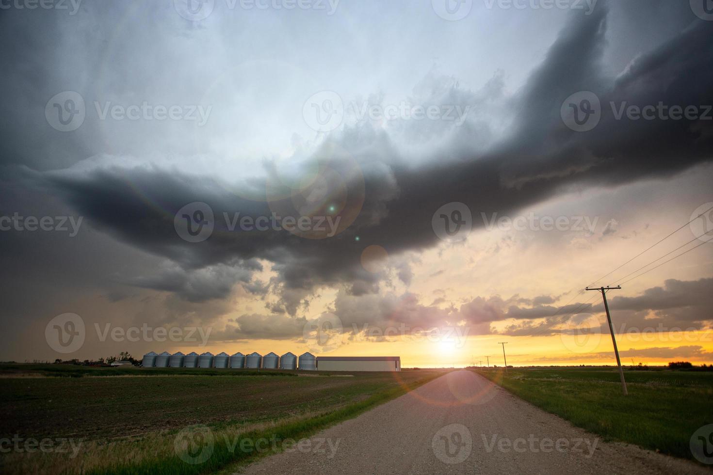 pradera nubes de tormenta canadá foto