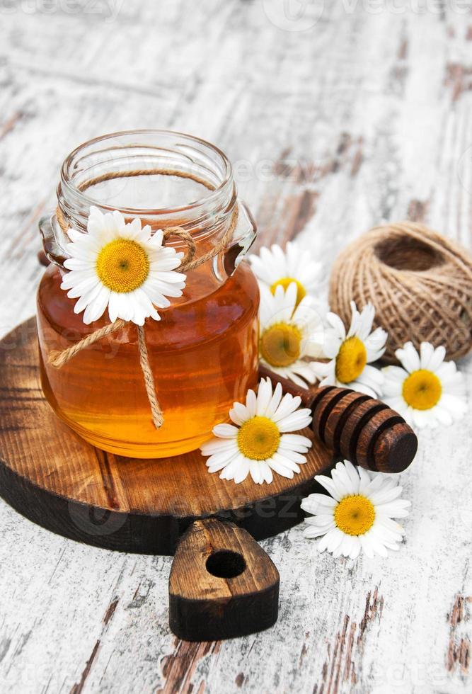 Honey and chamomile photo