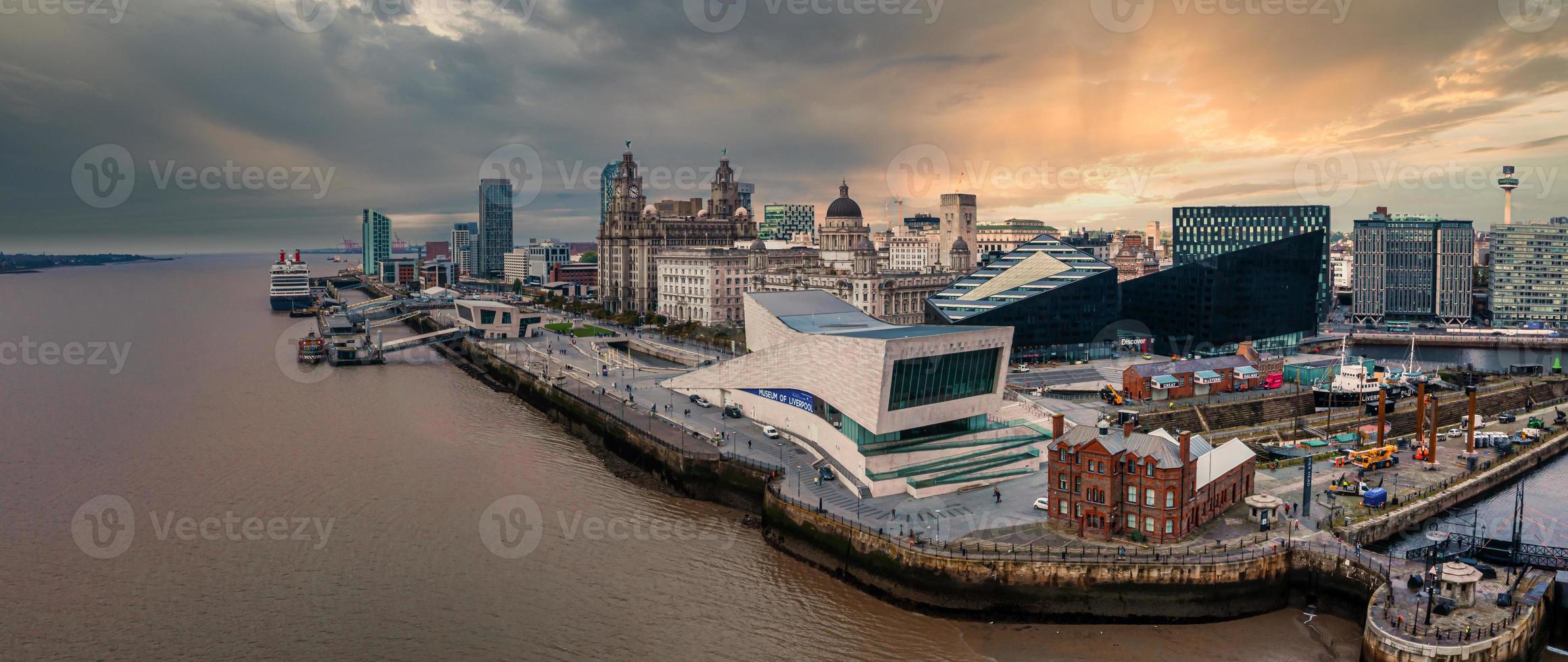 vista aérea del museo de liverpool, reino unido foto