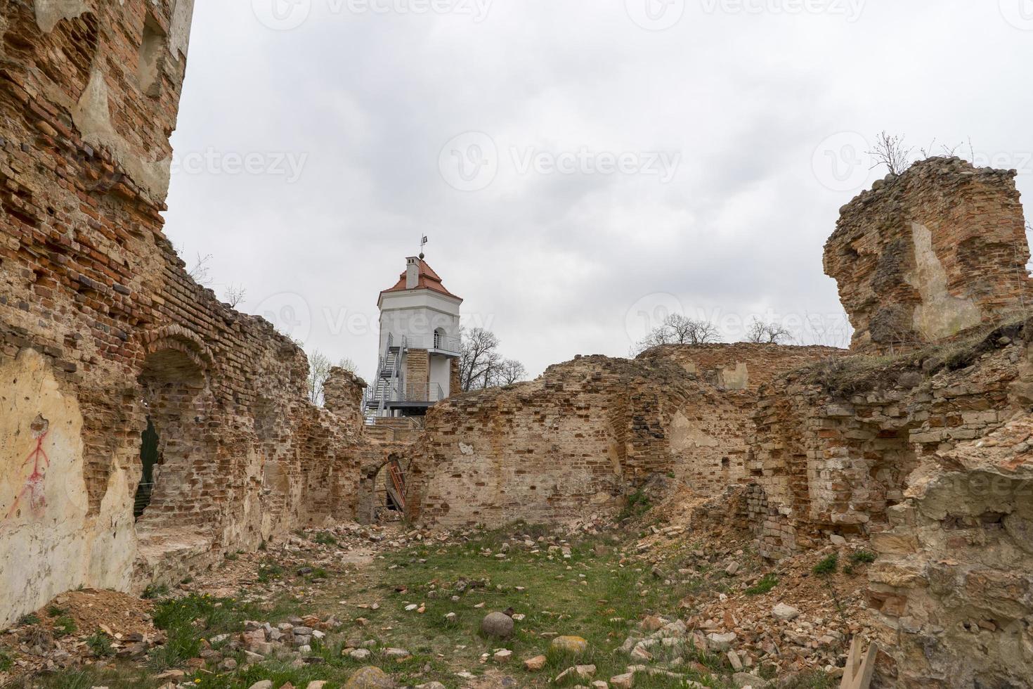 Halshany or Holszany Castle  is the ruined residence of the Sapieha magnate family in Halshany, Belarus photo