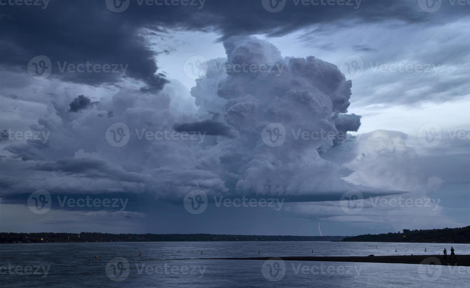 pradera nubes de tormenta canadá foto