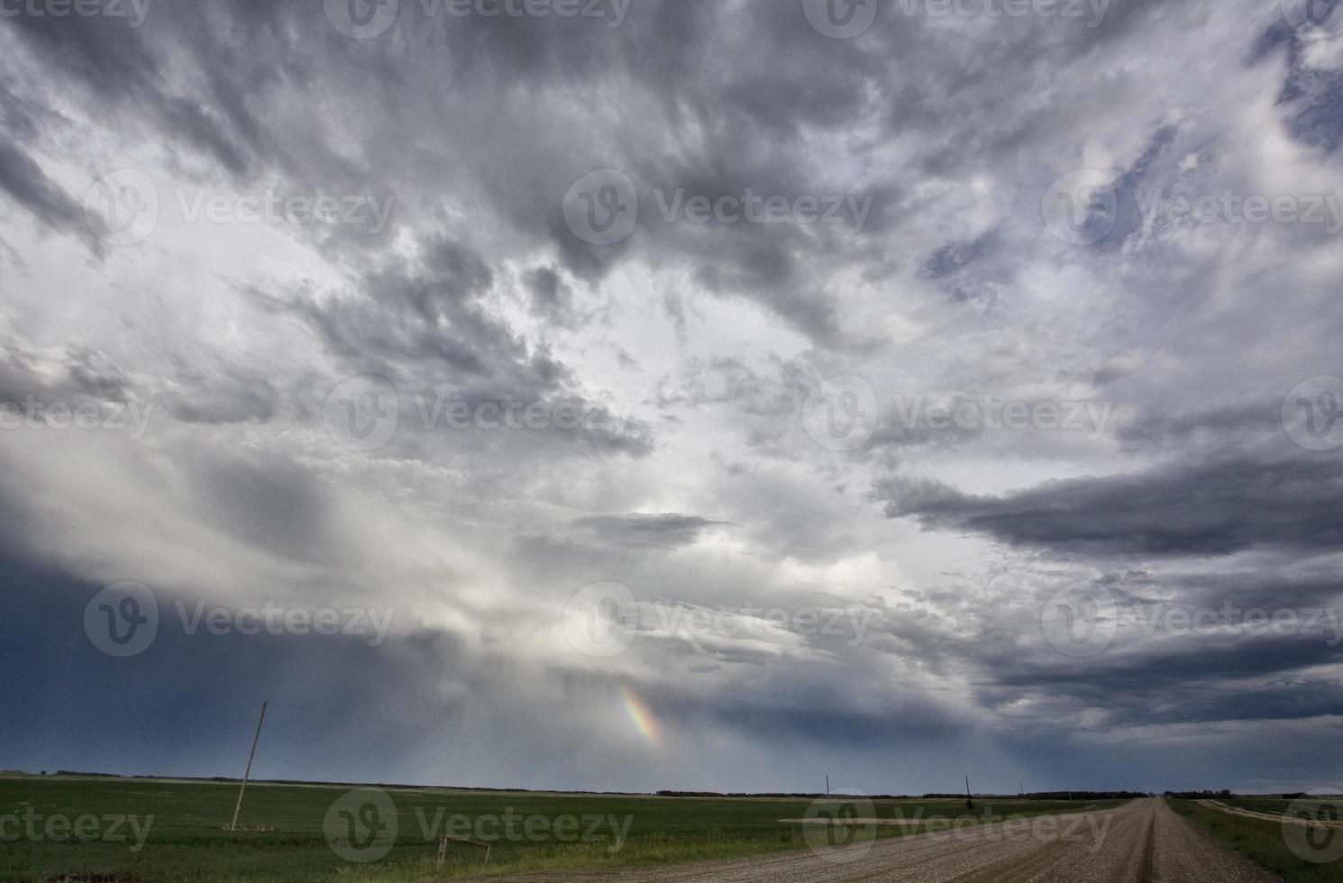 pradera nubes de tormenta canadá foto